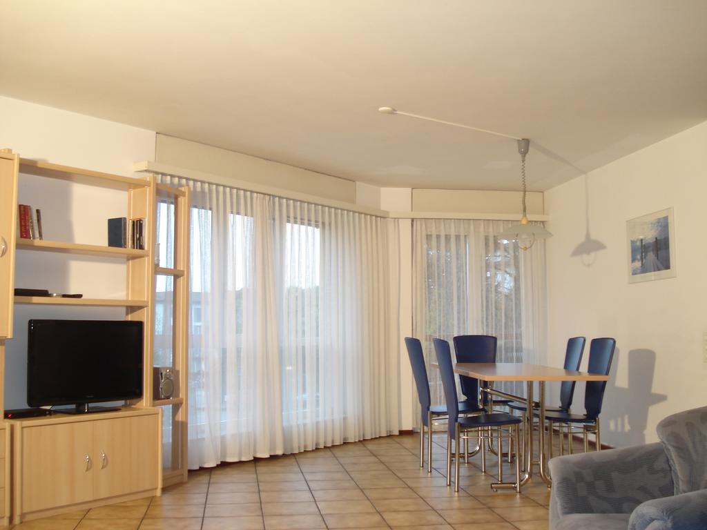 Apart Holidays - Residenza Flora โลการ์โน ห้อง รูปภาพ