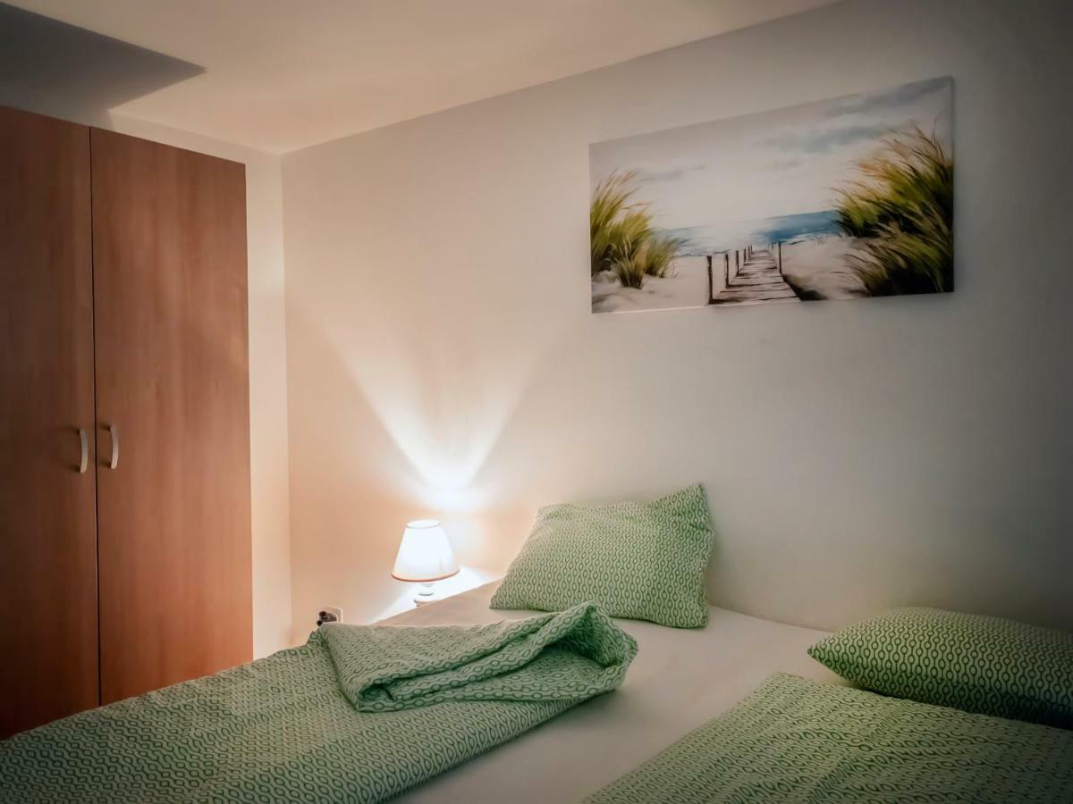 Apart Holidays - Residenza Flora โลการ์โน ภายนอก รูปภาพ