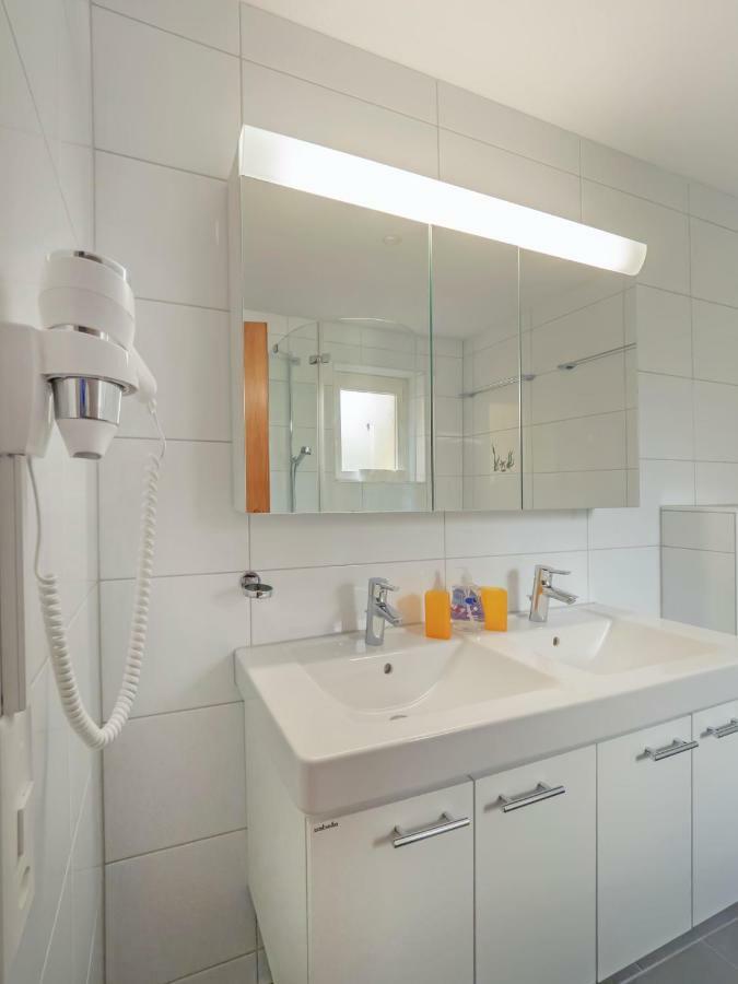 Apart Holidays - Residenza Flora โลการ์โน ภายนอก รูปภาพ